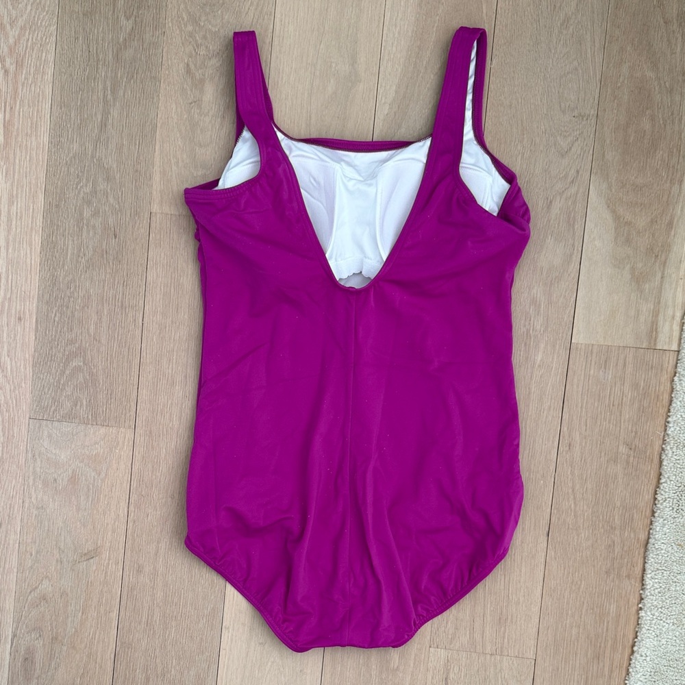 Lands End Solid Magenta One-Piece Swimsuit, size 18 - Picture 4 of 6